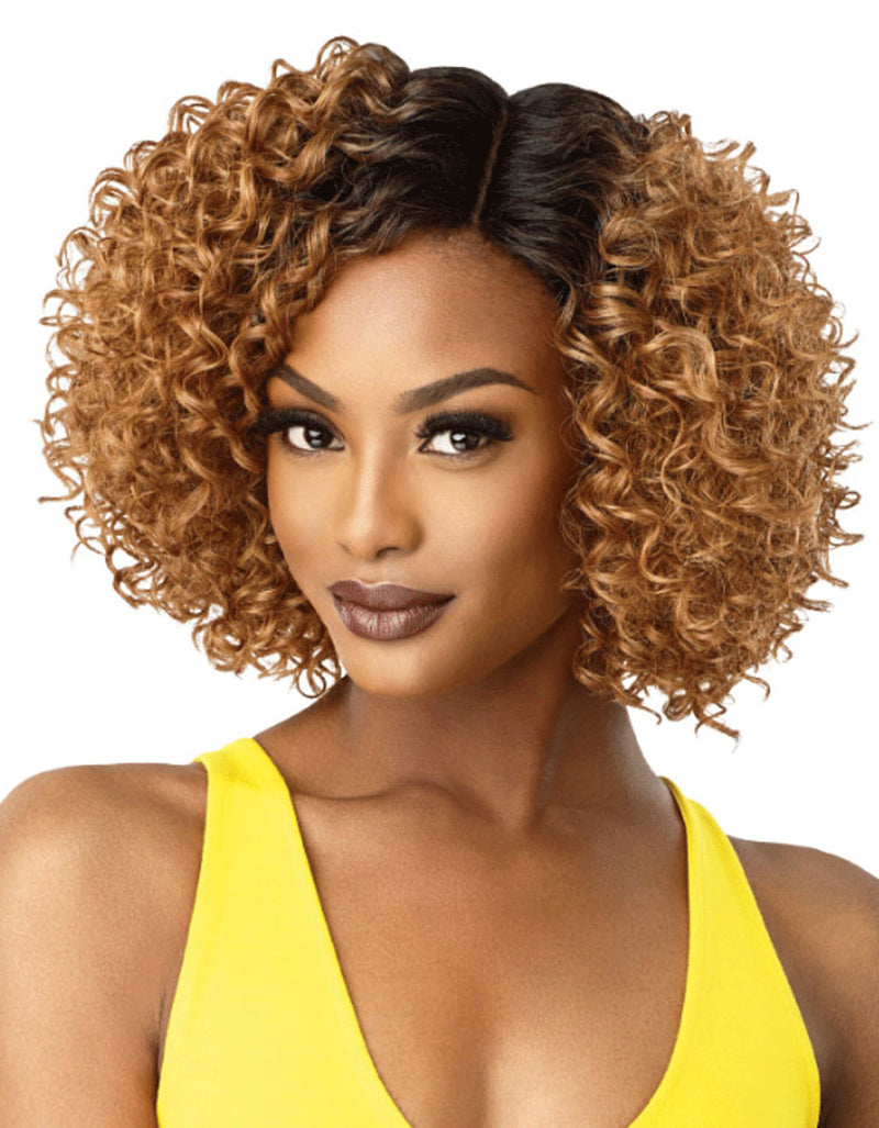 Outre The Daily Wig™ Premium Synthetic Hand-Tied Lace Part Wig Baelyn - HT - Elevate Styles