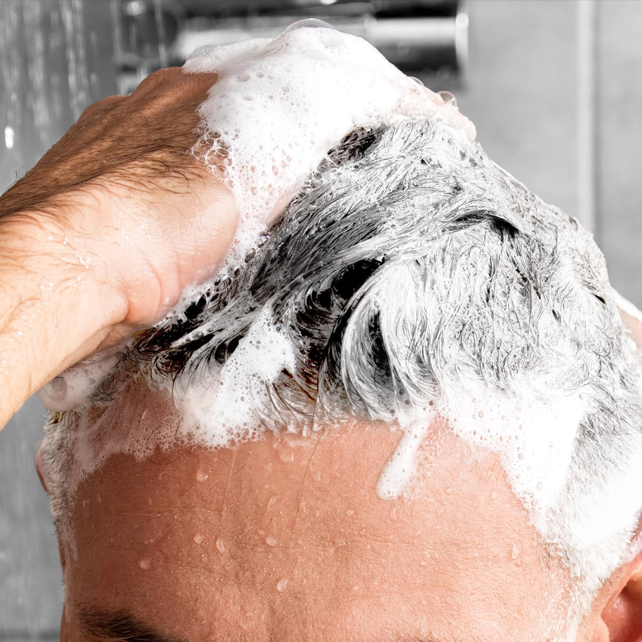 Silver Fox Gray Enhancing Shampoo for Beard & Scalp (280 mL / 9.5 oz)