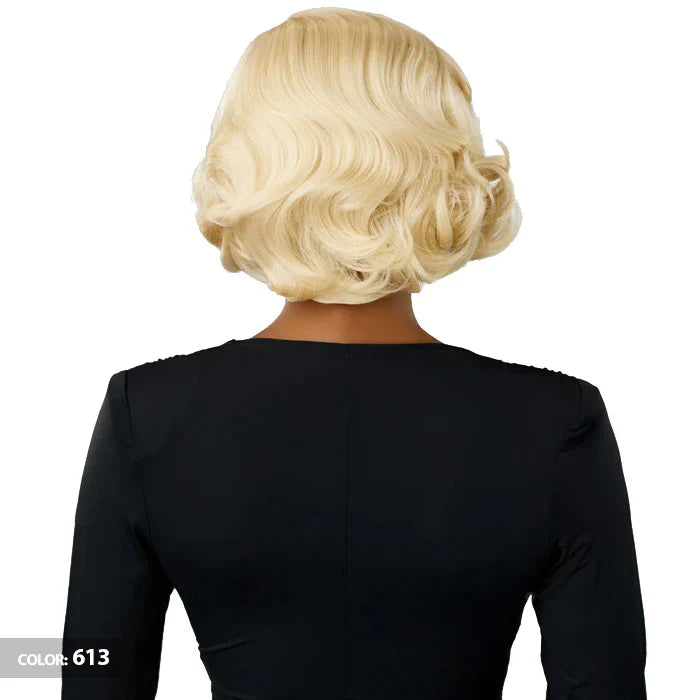Sensationnel Chic Bob Collection Glueless HD Lace Wig – Bob Unit 13