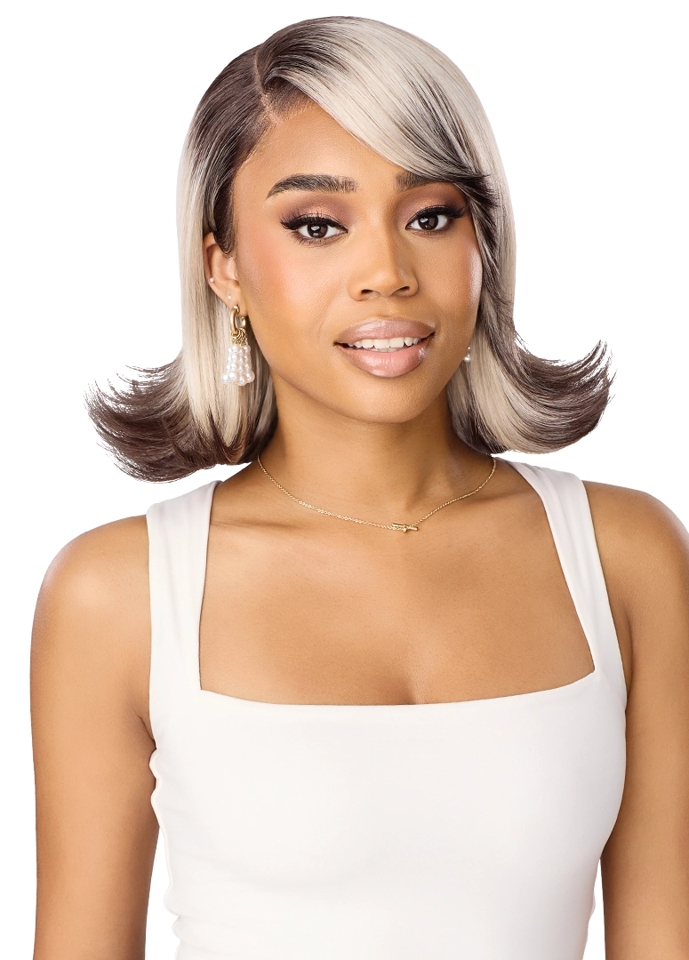 Outre Synthetic Melted Hairline HD Lace Front Wig MH146 QLMHMH146