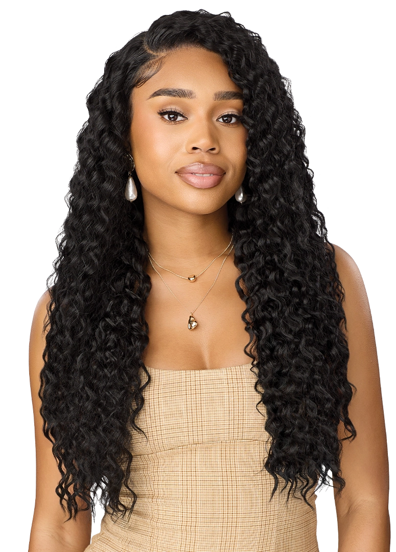 Outre Perfect Hairline NueBlend – 13x6 Lace Frontal HHB-Peruvian Curls 26" QLPHLNHPC26