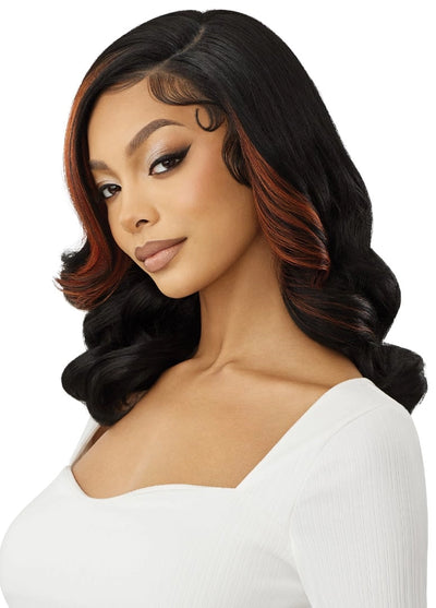 Outre Perfect Hairline 360 Frontal Lace 13"x 6" HD Transparent Lace Front Wig Reeva
