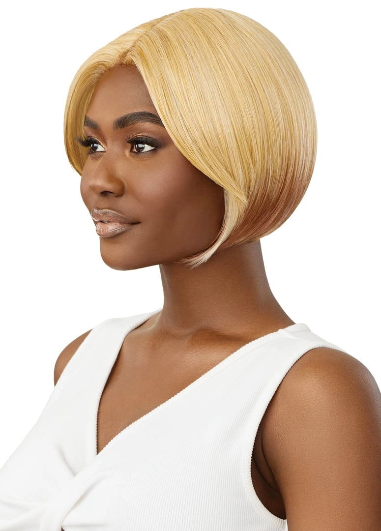 Outre Synthetic Glueless HD Transparent Lace Front Wig Gio QLGIO - Elevate Styles