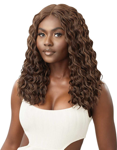 Outre Synthetic Wet N Wavy HD Transparent Lace Front Wig Pricilla - Elevate Styles
