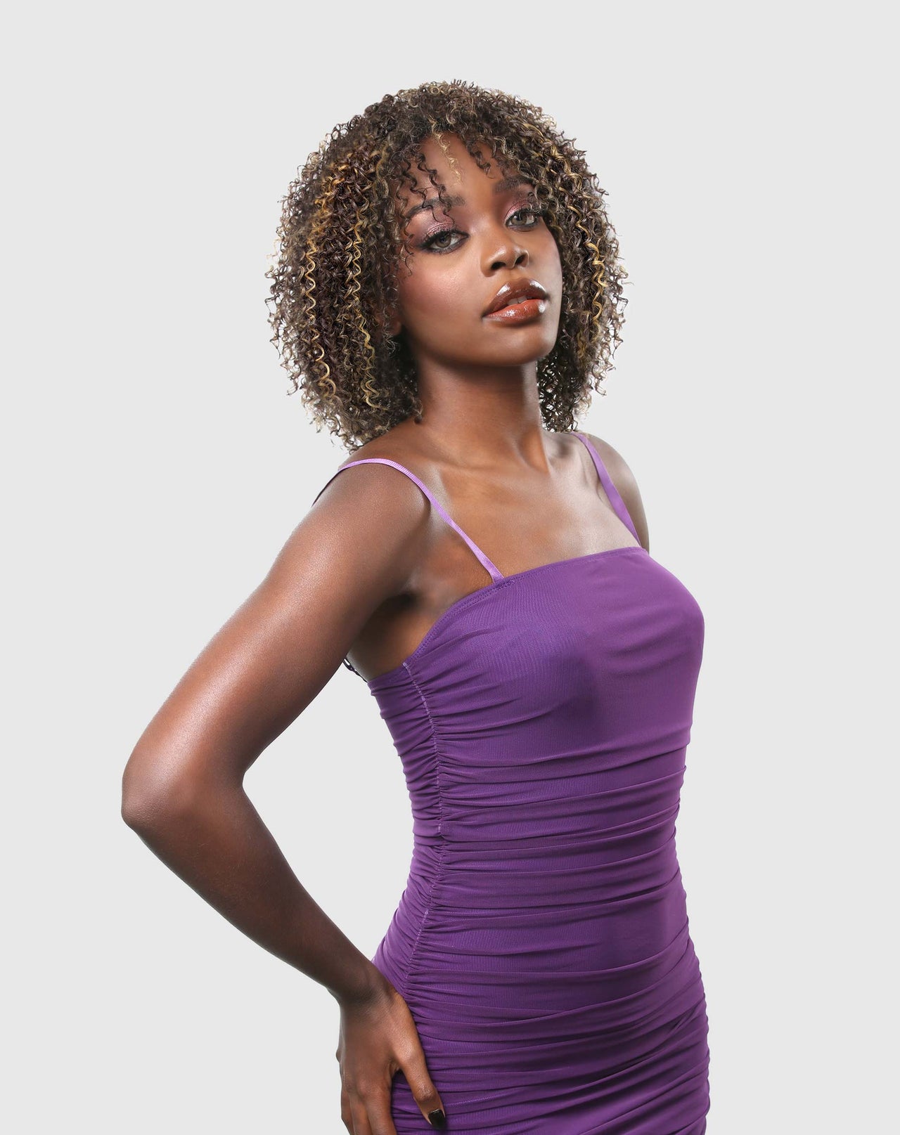 Vanessa Vibe Swap Half Wig Tesey