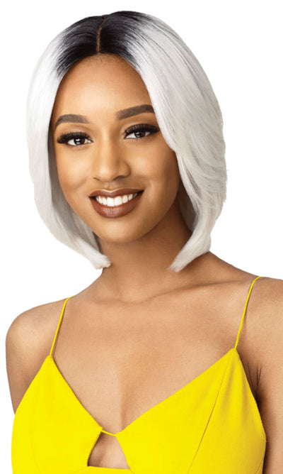 Outre The Daily Wig™ Premium Synthetic Hand-Tied Lace Part Wig Goldie - HT - Elevate Styles
