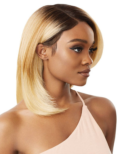 Outre Melted Hairline Collection - Swiss Lace Front Wig Sabrina - Elevate Styles
